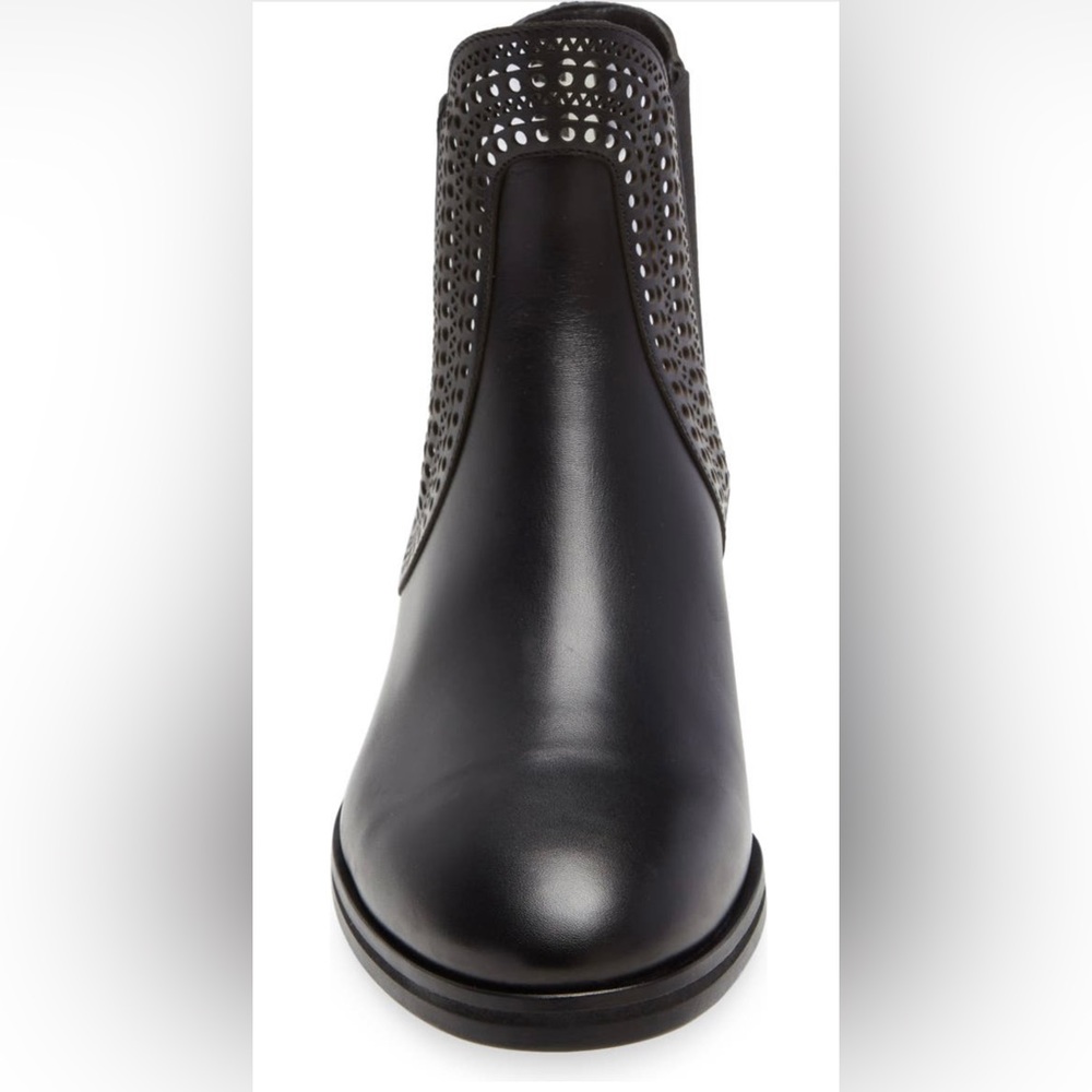 Alaia cutout trim chelsea boot - Picture 5 of 11
